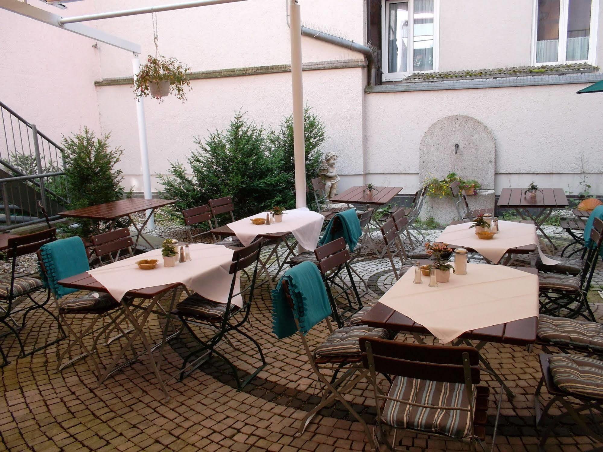 Exquisit 4* München